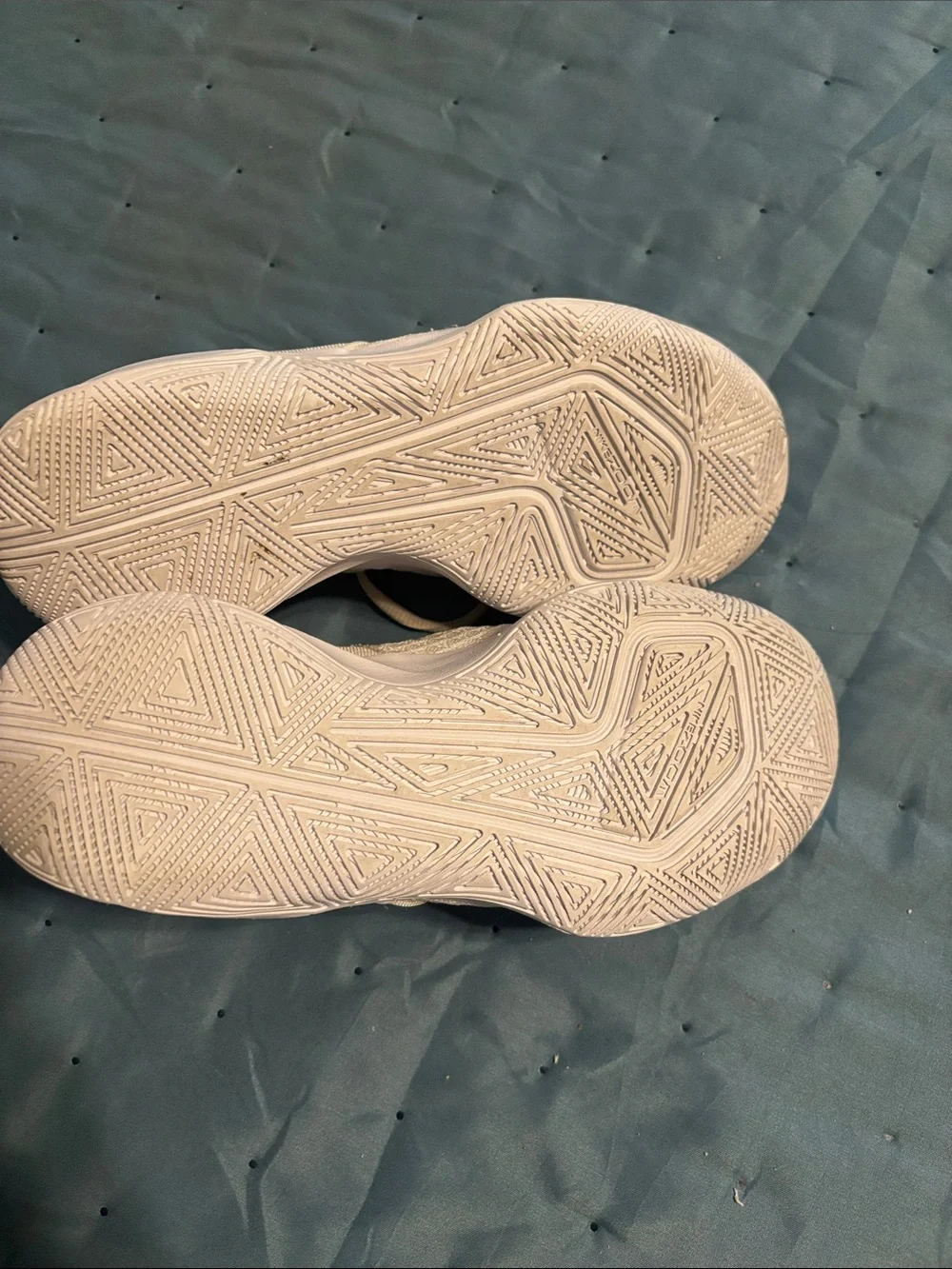 Nike lightweight trainers